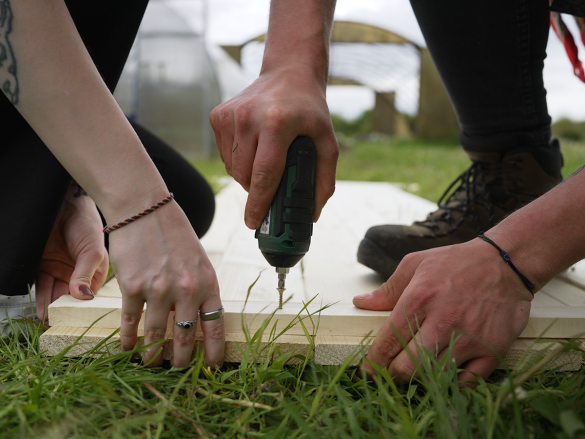 Útmutató egy süllyesztett sikátorhoz saját segítséggel