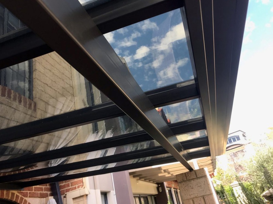 Polykarbonátová trapézová deska Gutta Guttagliss Glaze