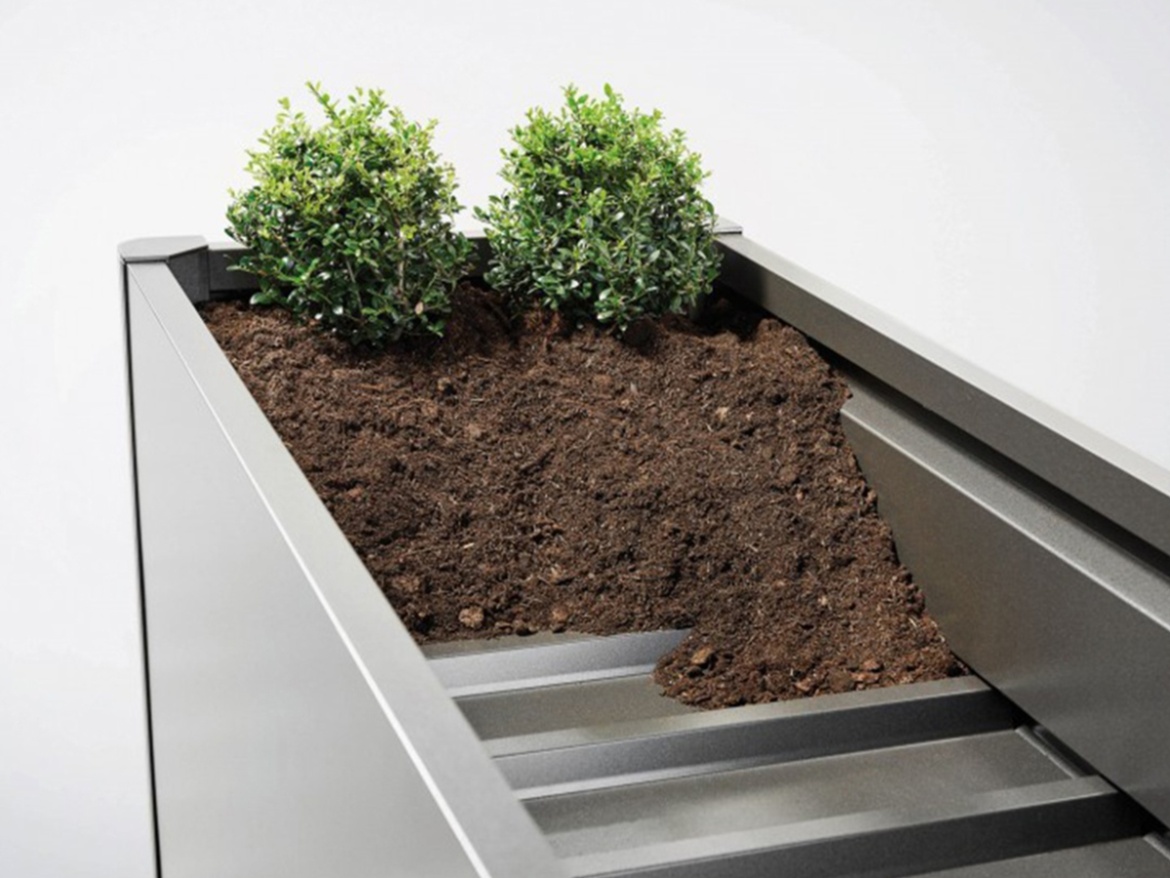 Emelt ágyás Biohort Belvedere X-Design