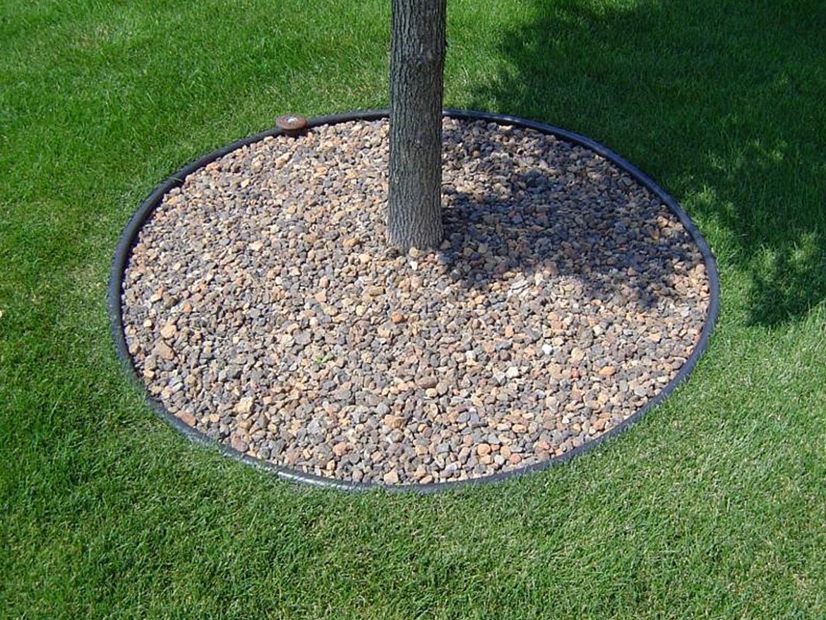 Neviditeľný obrubník Grate Garden Diamond