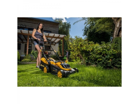 Akumulátorová sekačka 2 x 20 V + 2x 4 Ah baterie + 2x nabíječka 2,4 A Riwall PRO RALM 3820 SET