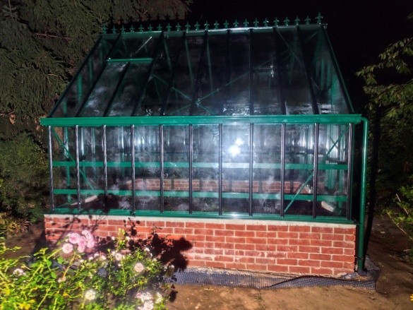 Professzionális, kulcsrakész üvegháztelepítések