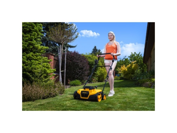 Aku travní provzdušňovač 2x20 V (bez baterie a nabíječky) Riwall PRO RAV 3820i