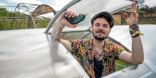 Az üvegház ablakának hibátlan beszerelése