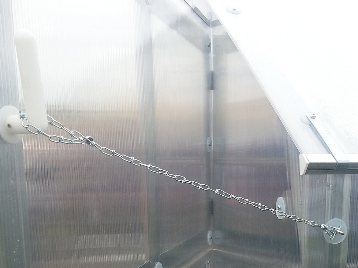 Záhradný skleník z polykarbonátu Gutta Gardentec H