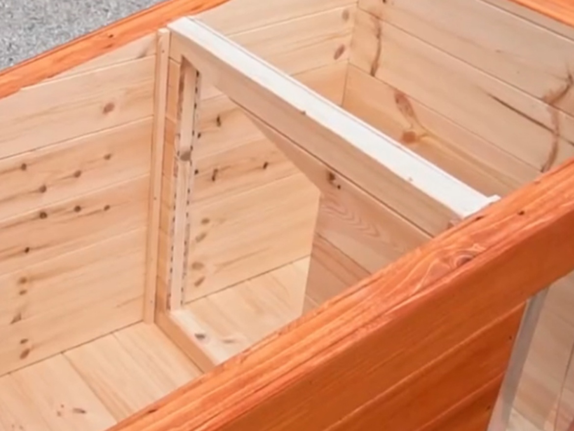 Zateplená psia búda Česká Manufaktura Aron
