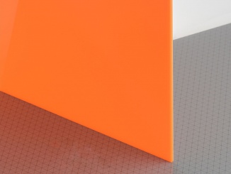 Evonik – Plexiglas LED Sheet Plexisklo Plexiglas LED (nasvietenie plochou) Hrúbka: 3, Farba: oranžová, Kód farby: 2H41, Šírka: 1520, Dĺžka: 2030, Hmotnosť: 11.1, Priepustnosť svetla: 9%, Výrobné technológie: Liate