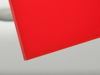 Evonik – Plexiglas XT Color Plexisklo extrudované barevné Plexiglas XT Tloušťka: 3, Barva: červená, Kód barvy: 3N570, Šířka: 1520, Délka: 2050, Hmotnost: 11.2, Propustnost světla : 2%, Propustnost světla translucentní (průsvitný): ano