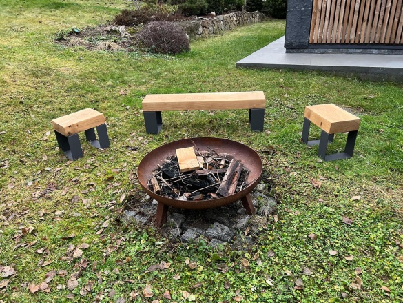 Lavica Bohemit Allen