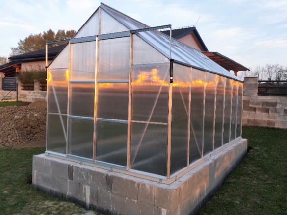 Montáže skleníků