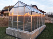 Profesionálna montáž skleníkov na kľúč