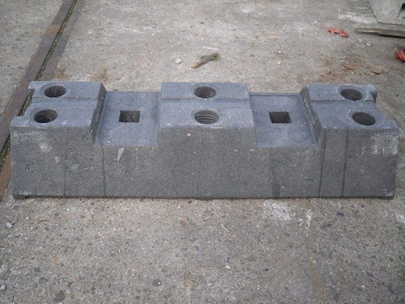 Plastový podstavec Arepo