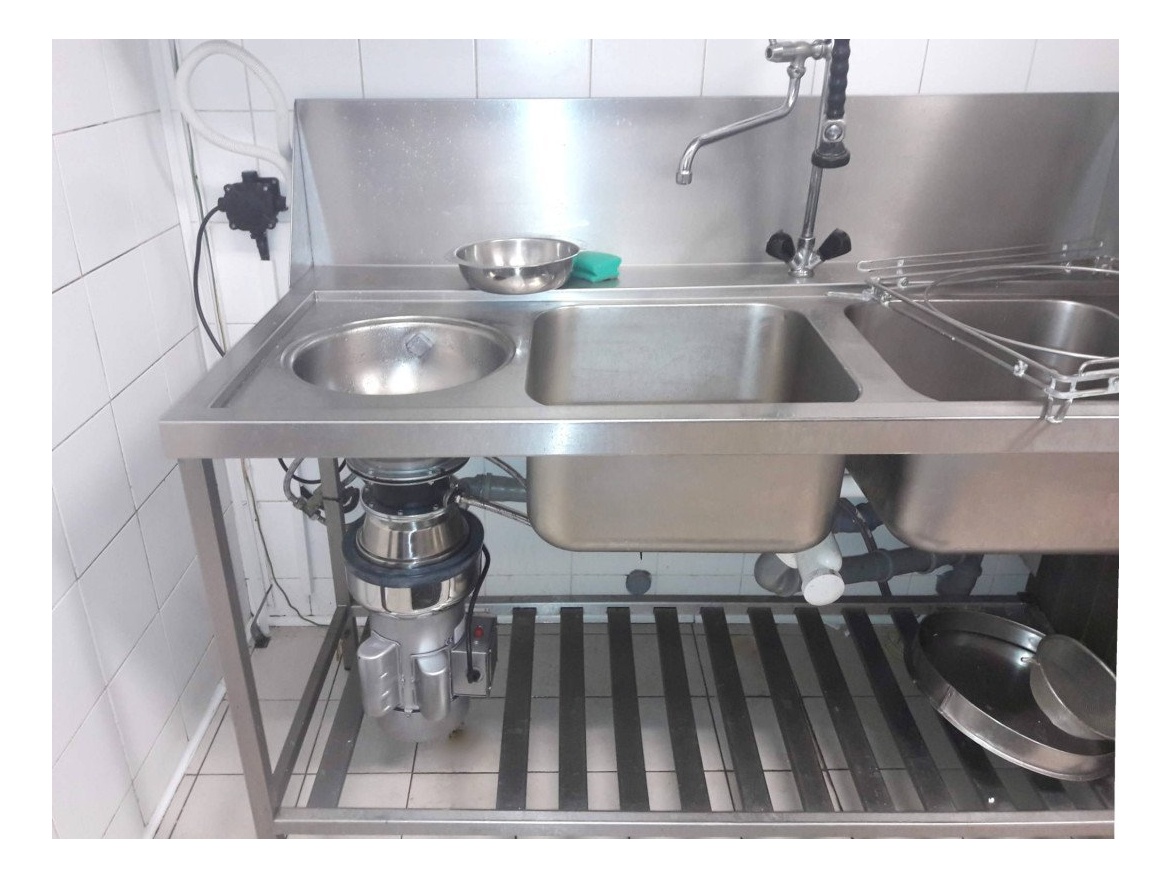 Drtiče odpadu Waste King Commercial 1000