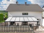 Hliníková pergola - čirý / bílá konstrukce Gutta Terrassendach Premium