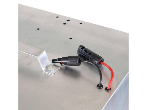 Scobax Základní sada na solární ohradník s přenosnou schránkou, regulátor 10 A, panel 100 W, konzole