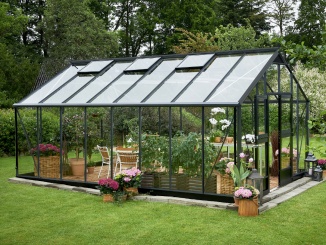 Márka szerint –  Juliana Gartner 5,8 m x 3,7 m, antracit, kalené sklo 3 mm