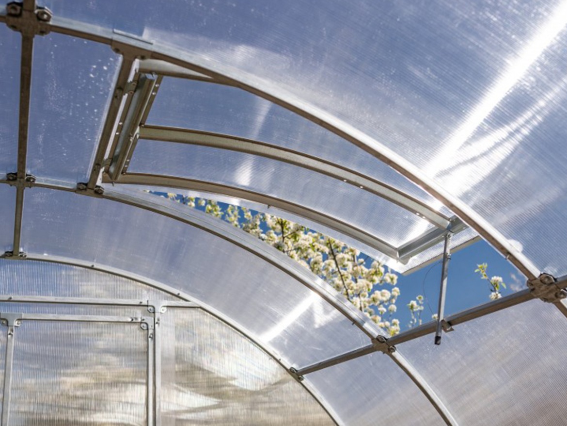 Střešní okno Gutta