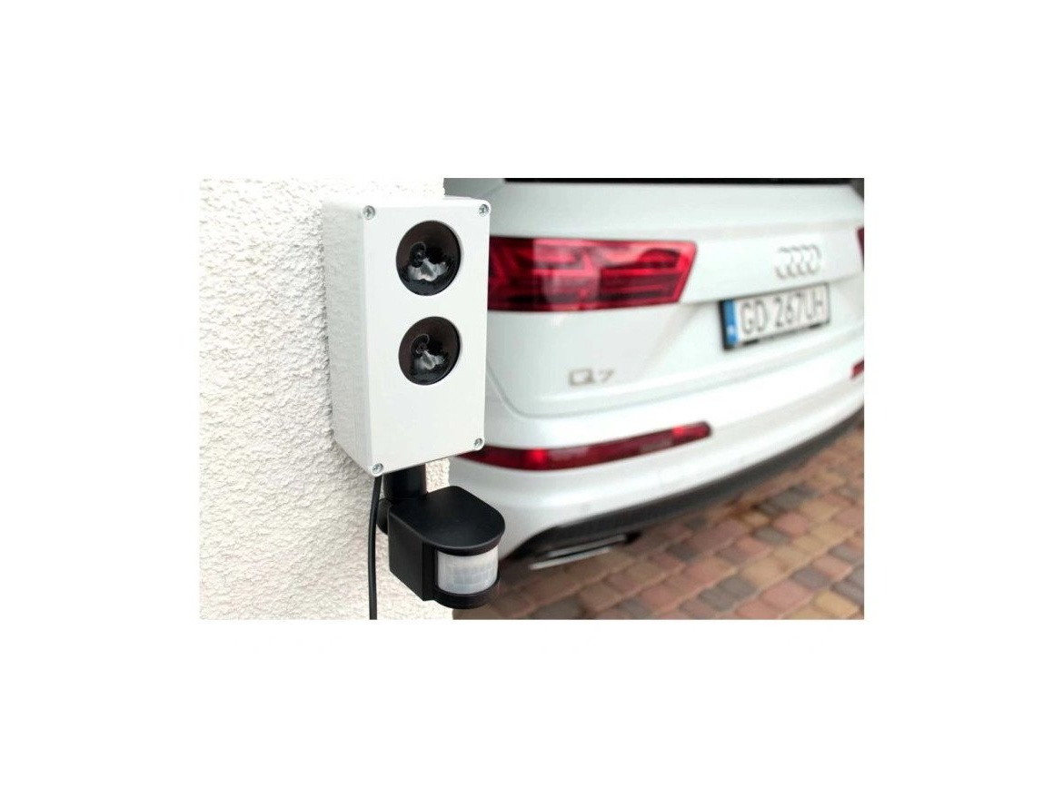 Scobax Vodotěsný ultrazvukový plašič na kuny, myši a potkany  DRAGON ULTRASONIC E250