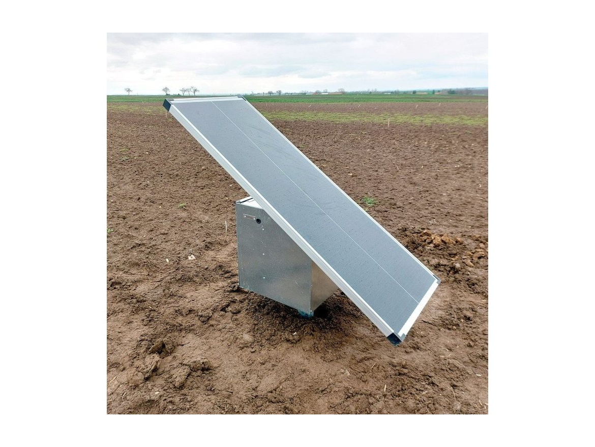 Scobax Základní sada na solární ohradník s bezpečnostní schránkou, regulátor 10 A, panel 100 W, konzole