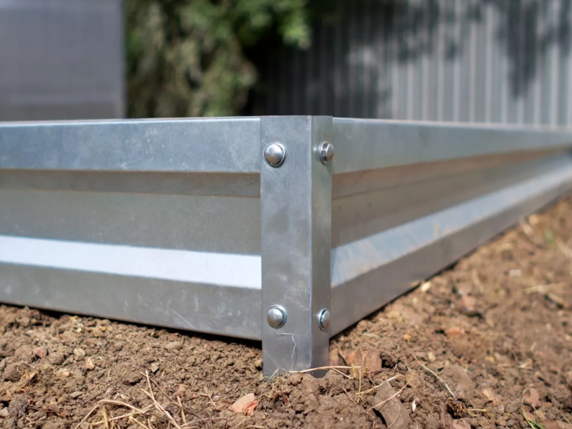 Vyvýšený záhon do skleníkov Scobax