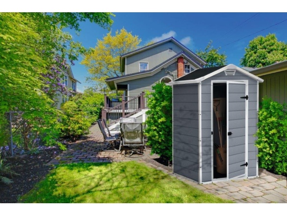 Plastový záhradný domček Keter MANOR 4 x 3 šedý, s podlahou