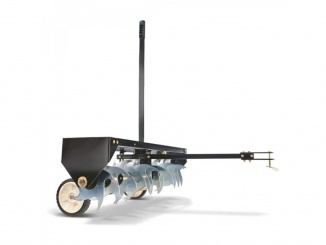 Hobbymarket – AgriFab Tažený travní provzdušňovač 102 cm