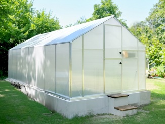 Na podmurovku – Sanus XL-12 4,3 x 2,9 m polykarbonát 6 mm strieborná 9-X-PC-U-A/4300