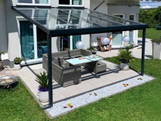 Pergoly Gutta – Terrassendach Premium antracit / čirá polykarbonát (16 mm) 4,10 x 3,06 m ne