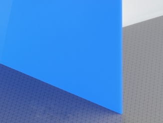 Plexiglas (PMMA) Evonik – Plexiglas LED Sheet Plexisklo Plexiglas LED (nasvícení plochou) Tloušťka: 3, Barva: modrá, Kód barvy: 5H60, Šířka: 1520, Délka: 2030, Hmotnost: 11.1, Propustnost světla : 7%, Výrobní technologie: Lité