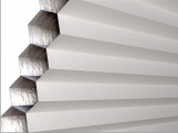 Roleta pro úsporu energie s manuálním ovládáním Velux FHC B
