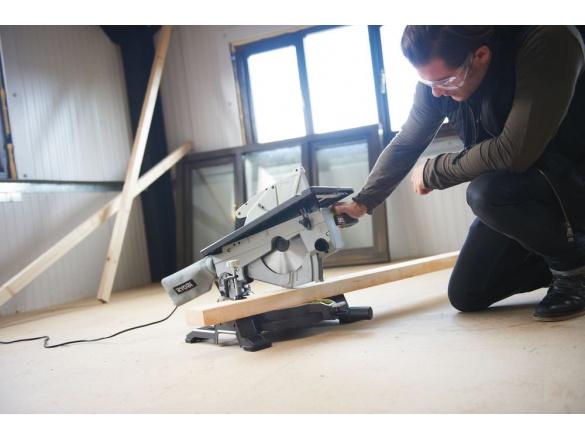 Stolová pila (pokosová) Ryobi RTMS1800-G