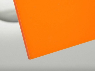 Technické plasty – Plexiglas XT Color Plexisklo extrudované barevné Plexiglas XT Tloušťka: 3, Barva: oranžová, Kód barvy: 2N170, Šířka: 2050, Délka: 3050, Hmotnost: 22.5, Propustnost světla : 6%, Propustnost světla translucentní (průsvitný): ano