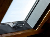 Velux Střešní výlezové okno VLT/GVK pro nezateplenou střechu